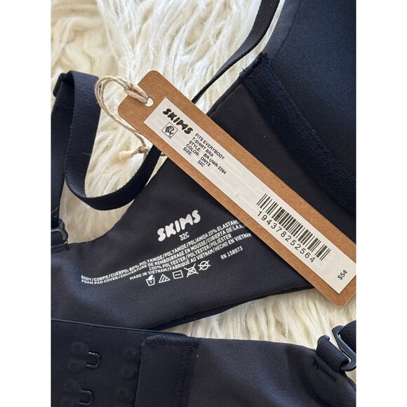 Skims Fits Everybody T-shirt Bra Onyx Size 32C - Picture 7 of 7